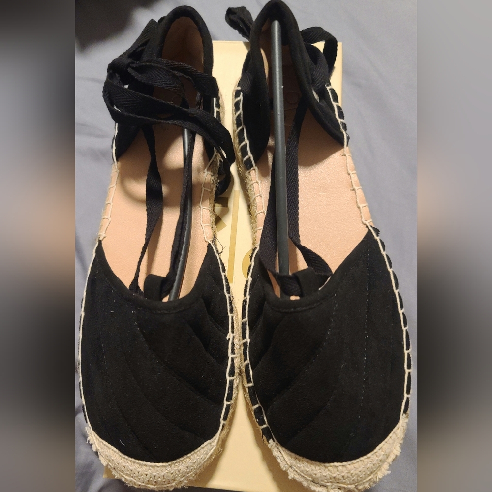 NIB YOKI Women's Comfort Espadrille Wedge Sandal Size 6.5